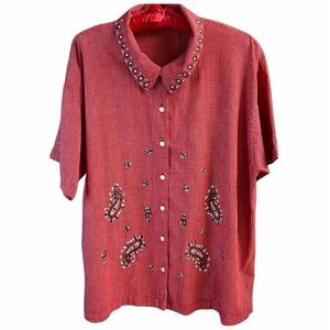 CABIN CREEK Women’s 1X Red Gingham Paisley Embroidered Button Front Top